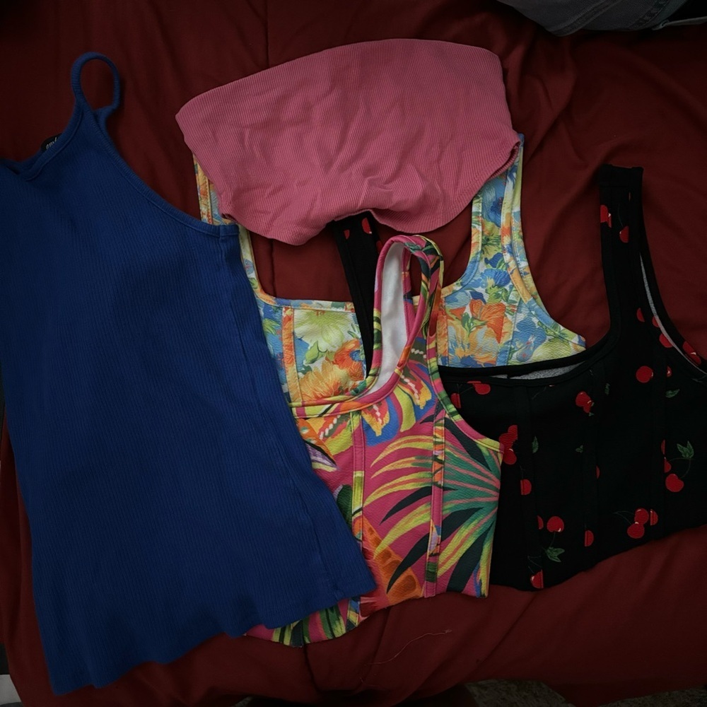 Colorful Top Bundle